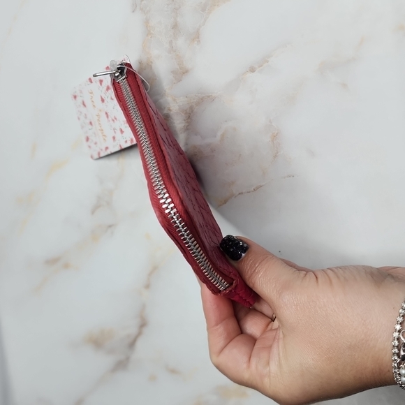 Free people hot pink croc embossed leather wallet - Picture 4 of 7